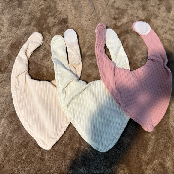 dreamgro Other - Soft Baby Bib Set - Cream, White, and Pink Girls Bibs Set of 3